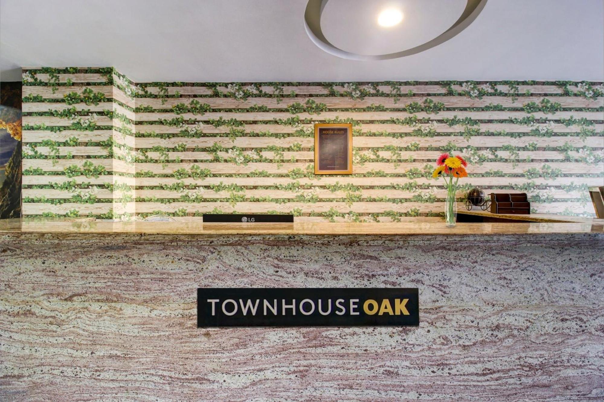 Super Townhouse Oak Lb Nagar Ramoji Hotel Hyderabad Eksteriør billede